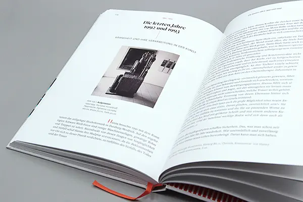 Künstlerbiografie Hanna Korflür: Seitengestaltung mit Überschriften und Bild
